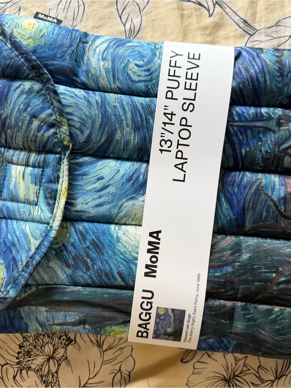 BAGGU MoMA Blue Swirl Puffy Laptop Sleeve